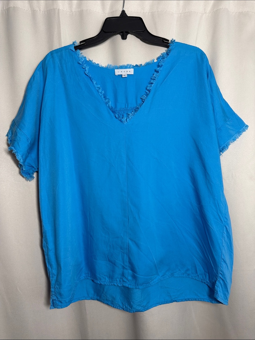 s’edge Kayce Top Azure Blue V Neck Frayed Edge Short Sleeve Blouse Large